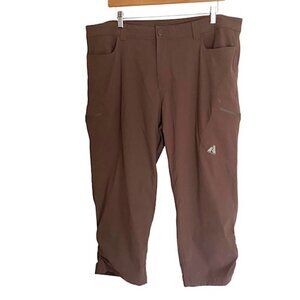 Eddie Bauer First Ascent Capri Pants T18
